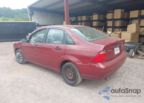 2005 Ford Focus Zx4 z USA, uszkodzony, nr VIN 1FAFP34NX5W165867